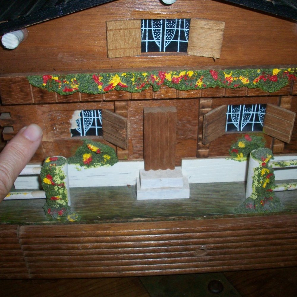 Swiss Chalet Vintage Jewelry Music Box; Raindrops Keep Falling On My Head, Flaws